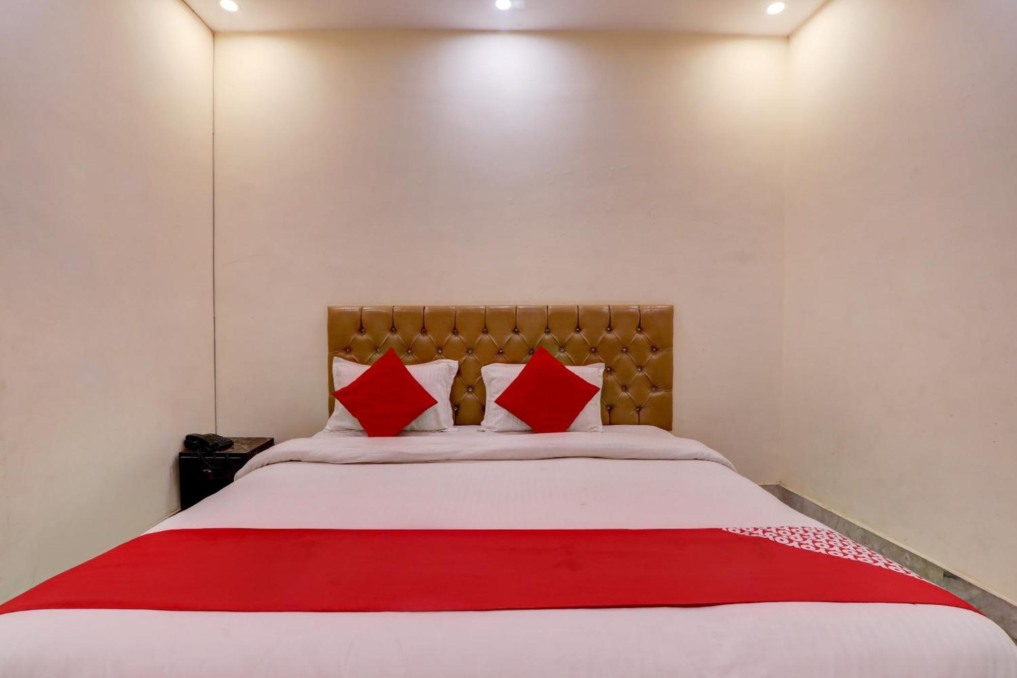 Hotel O Moon Palace Near Sahara Ganj Mall Lakhnaú Exteriér fotografie