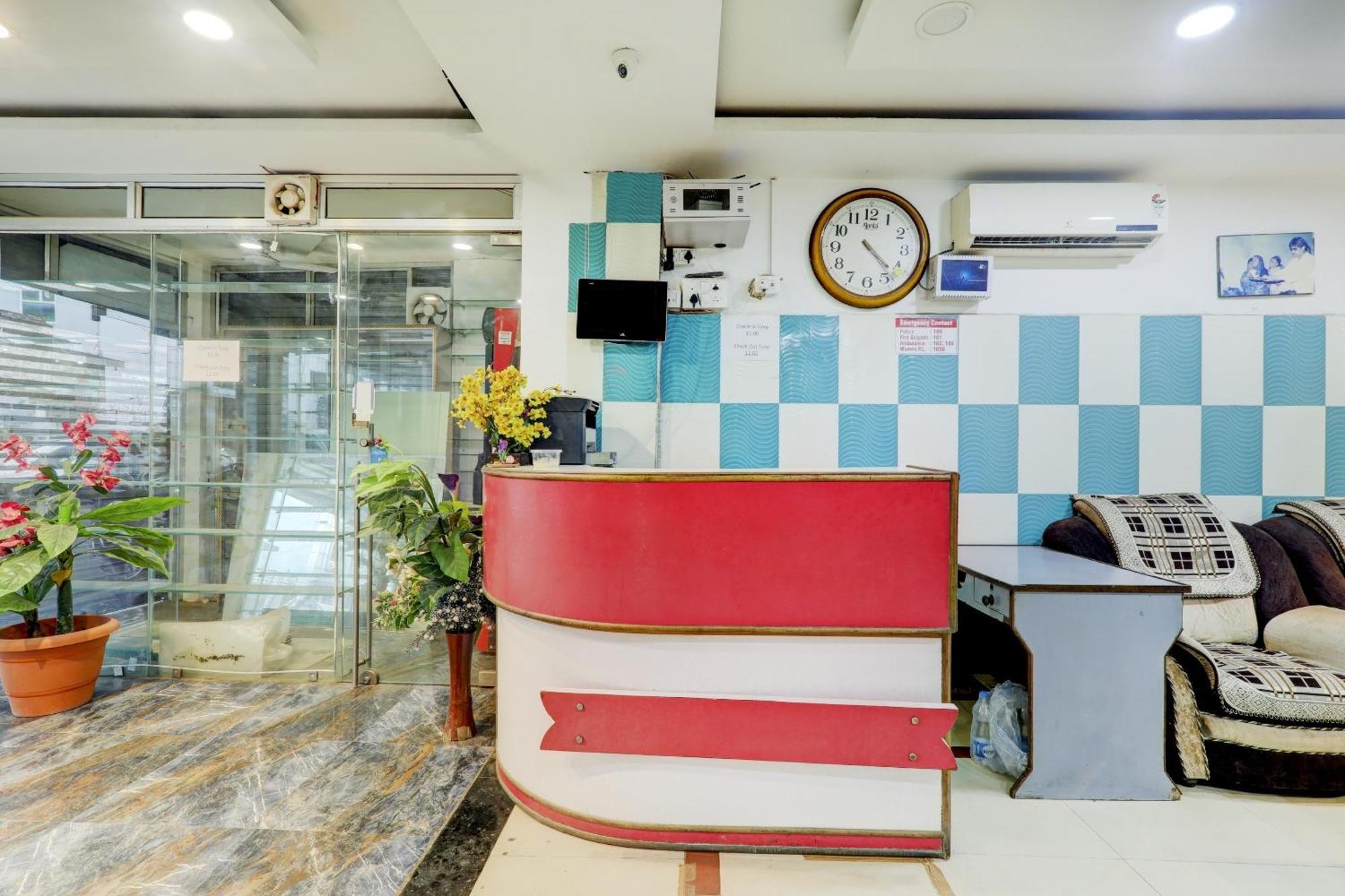 Hotel O Moon Palace Near Sahara Ganj Mall Lakhnaú Exteriér fotografie