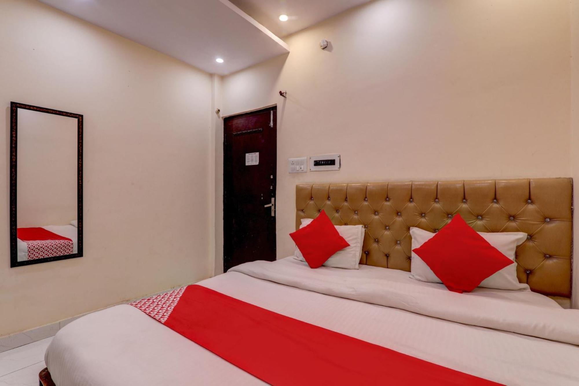Hotel O Moon Palace Near Sahara Ganj Mall Lakhnaú Exteriér fotografie